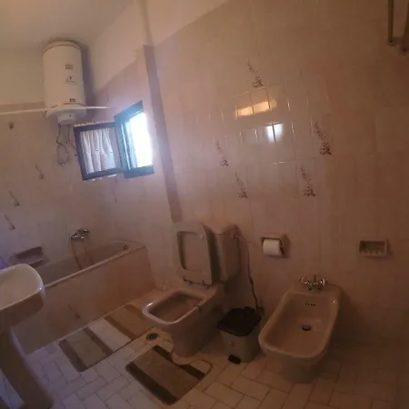 Dia's * Nikiti (Sithonia)